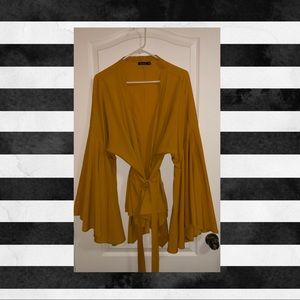 Boohoo Fluted Sleeve Top